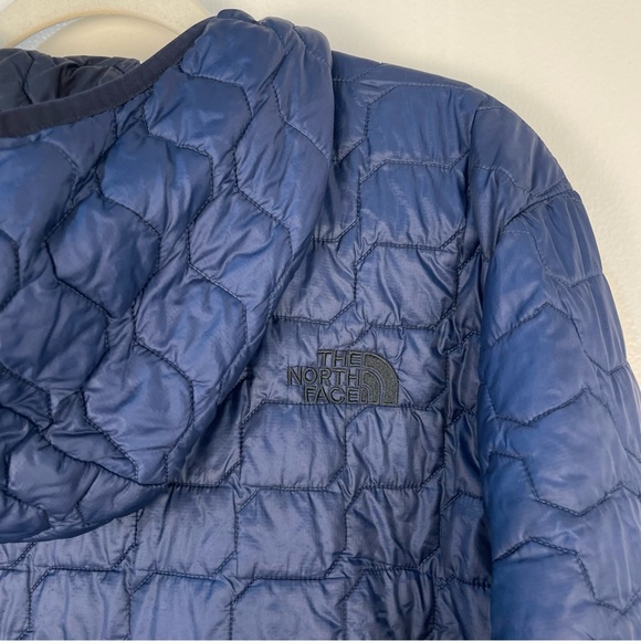 TNF The North Face Thermoball Jacket Men’s M Urban Matte Blue GUC - Picture 8 of 9